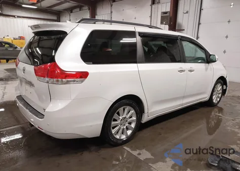 2014 Toyota Sienna Limited 7 Passenger из США, поврежденный, VIN 5TDDK3DC8ES090861